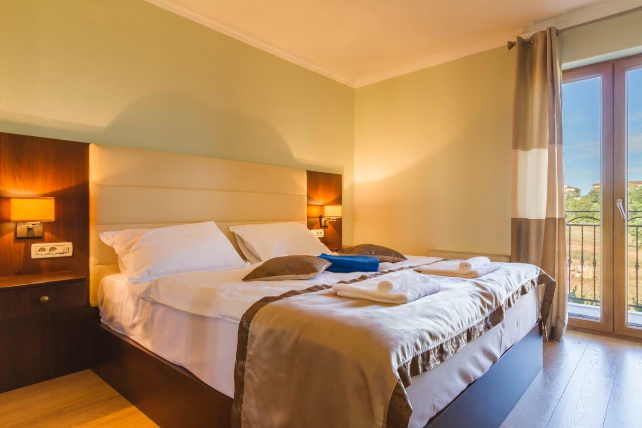 Luxury Apartments Villa Matea 2 Malinska Dış mekan fotoğraf